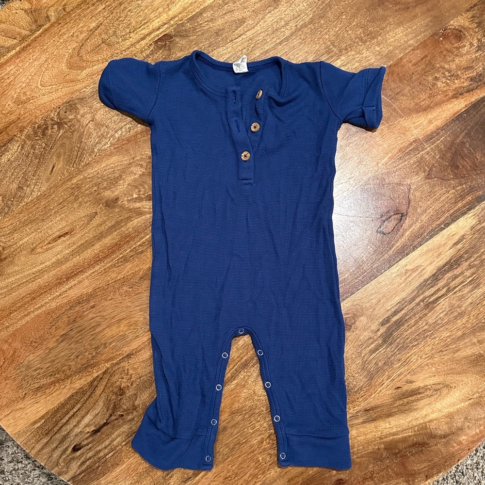Larkspur Baby Waffle Short Sleeve Henley Romper in Midnight, 18-24m